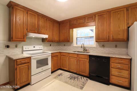 Tiny photo for 7101 Rollins Rd, Knoxville, TN 37918 (MLS # 1349890)