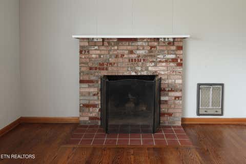 Tiny photo for 7101 Rollins Rd, Knoxville, TN 37918 (MLS # 1349890)