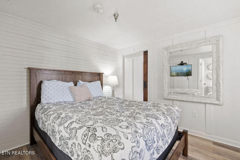 Tiny photo for 413 Baskins Creek Rd #605, Gatlinburg, TN 37738 (MLS # 1335873)