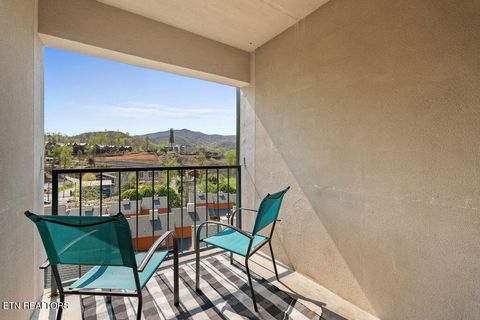 Tiny photo for 413 Baskins Creek Rd #605, Gatlinburg, TN 37738 (MLS # 1335873)