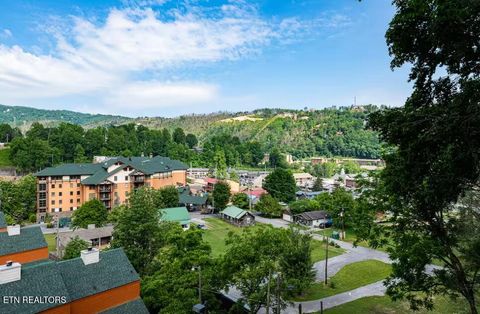 Tiny photo for 413 Baskins Creek Rd #605, Gatlinburg, TN 37738 (MLS # 1335873)