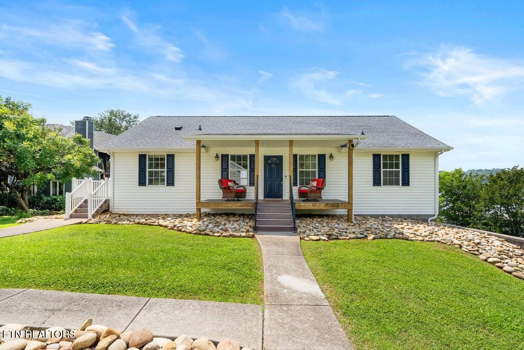 Photo of 4690 Gravelly Hills Rd, Louisville, TN 37777 (MLS # 1293233)