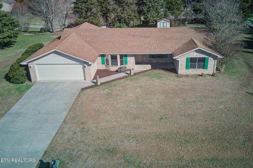 Photo of 2929 Oak Top Court, Kodak, TN 37764 (MLS # 1331327)