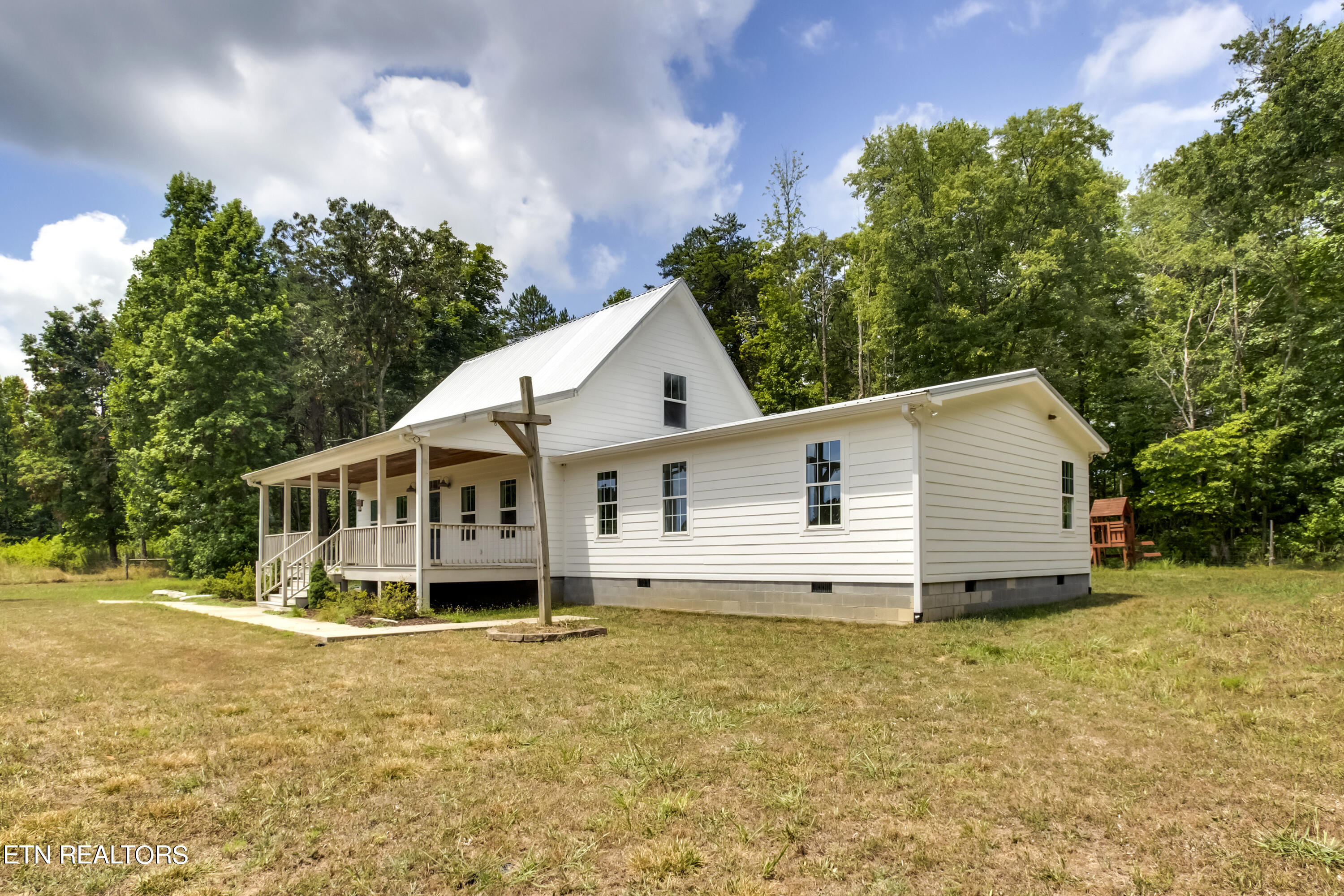520 Cedar Valley Lane