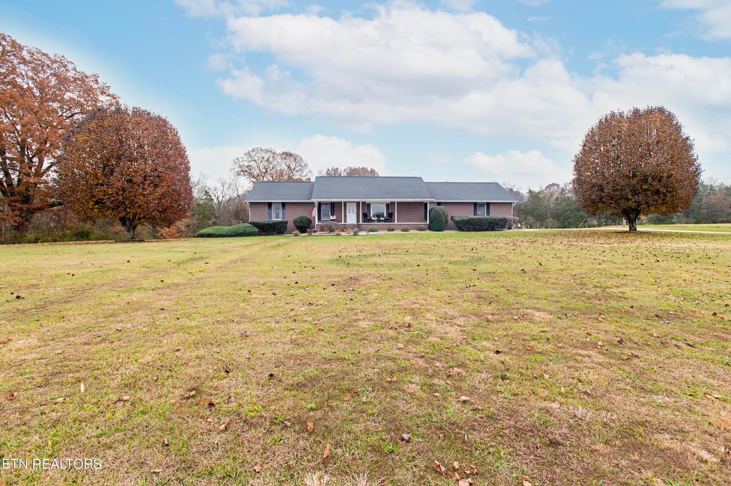 Photo of 5518 W Beaver Creek Drive, Powell, TN 37849 (MLS # 1322720)