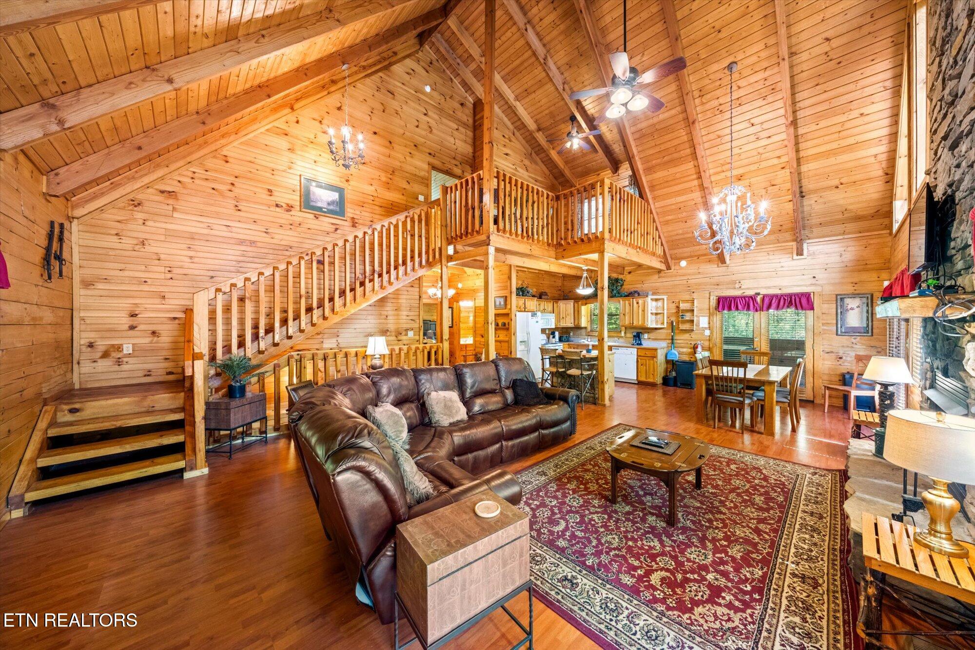 817 Boone Acres Lane