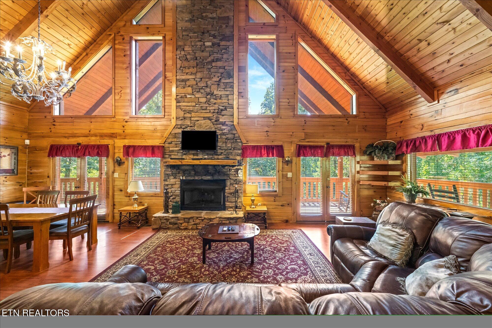 817 Boone Acres Lane