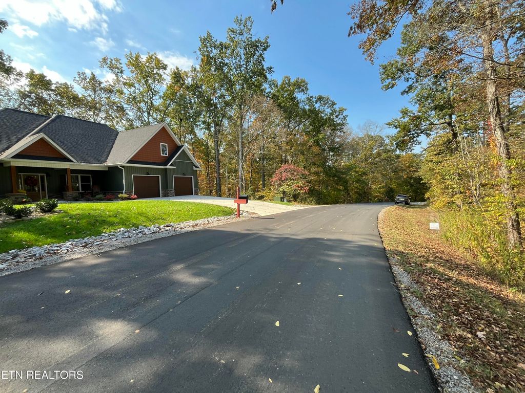 Photo of 269 Elohi Way Way, Loudon, TN 37774 (MLS # 1316972)
