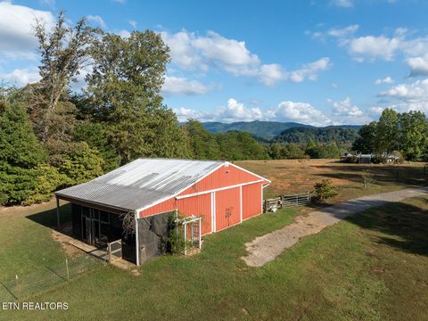 6051 Lindrick Ln. Maryville TN 37801