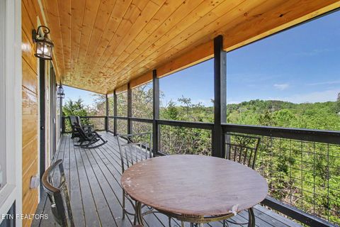 Tiny photo for 846 Blue Herring Way, Sevierville, TN 37876 (MLS # 1337430)