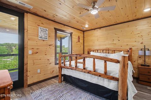 Tiny photo for 846 Blue Herring Way, Sevierville, TN 37876 (MLS # 1337430)