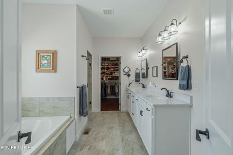Tiny photo for 128 Pineberry East Rd, Oak Ridge, TN 37830 (MLS # 1358312)