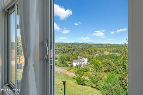 Tiny photo for 128 Pineberry East Rd, Oak Ridge, TN 37830 (MLS # 1358312)
