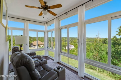 Tiny photo for 128 Pineberry East Rd, Oak Ridge, TN 37830 (MLS # 1358312)