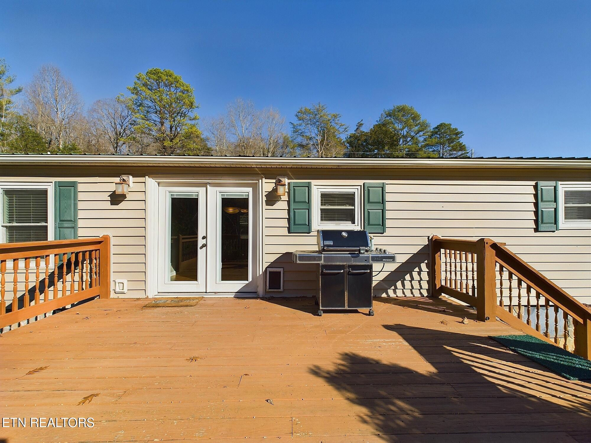 Kingston, Tennessee 37763, United States, 3 Bedrooms Bedrooms, ,2 BathroomsBathrooms,Residential,Active,9498