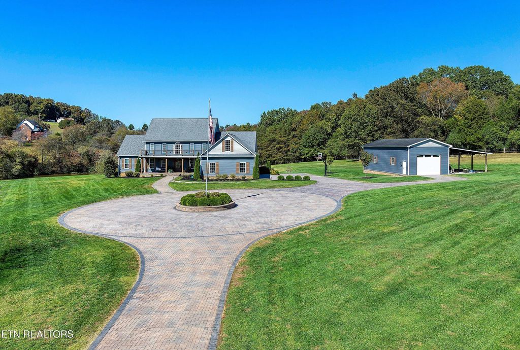 Photo of 1355 Lake Drive, Loudon, TN 37774 (MLS # 1323279)