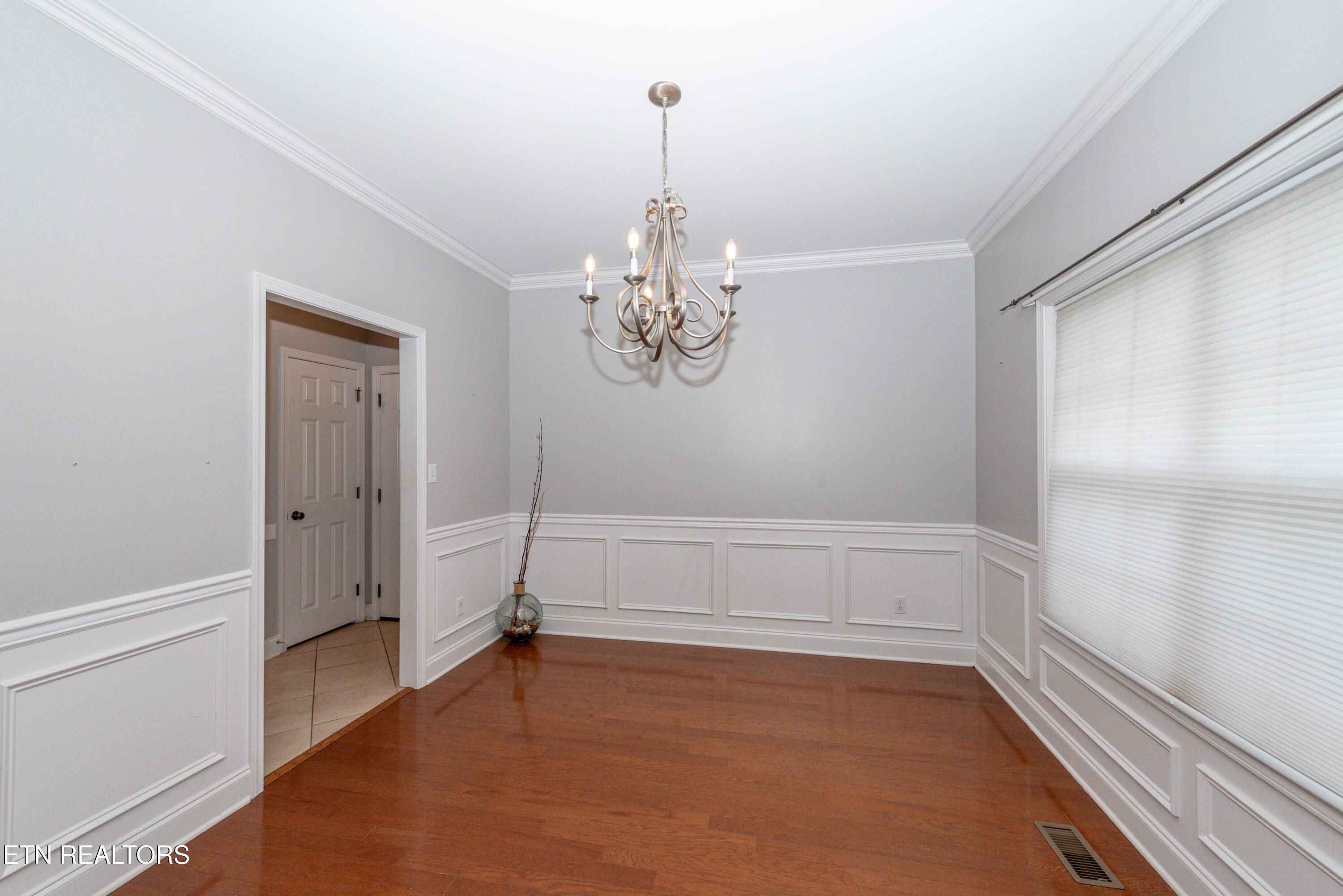 820 Mackenzie Drive