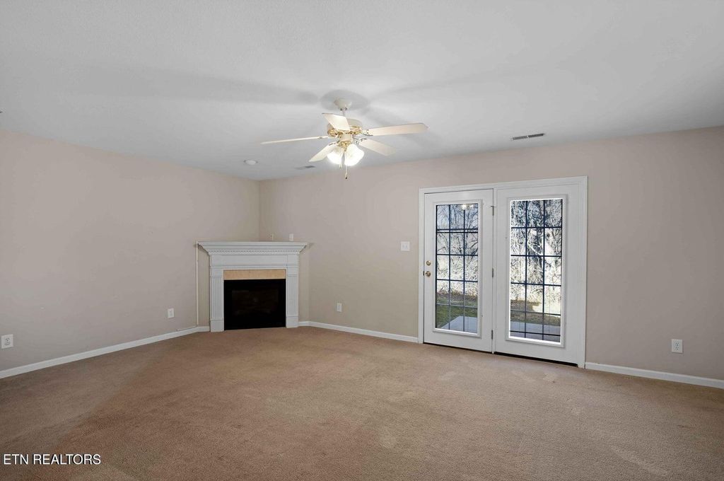 Photo of 6916 La Christa Way, Knoxville, TN 37921 (MLS # 1335140)