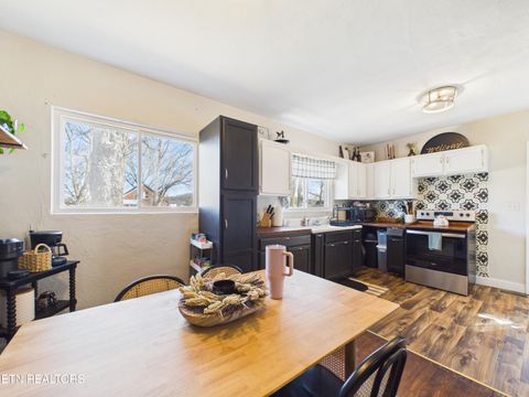 Tiny photo for 109 S Kilgore Street, Athens, TN 37303 (MLS # 1327794)