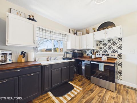 Tiny photo for 109 S Kilgore Street, Athens, TN 37303 (MLS # 1327794)