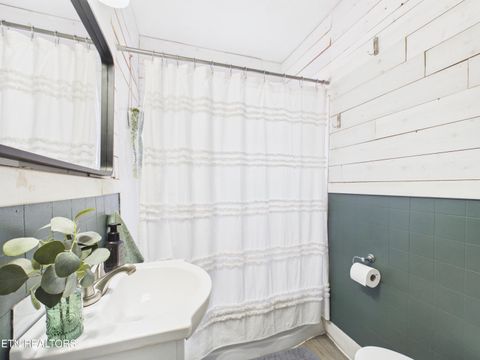 Tiny photo for 109 S Kilgore Street, Athens, TN 37303 (MLS # 1327794)