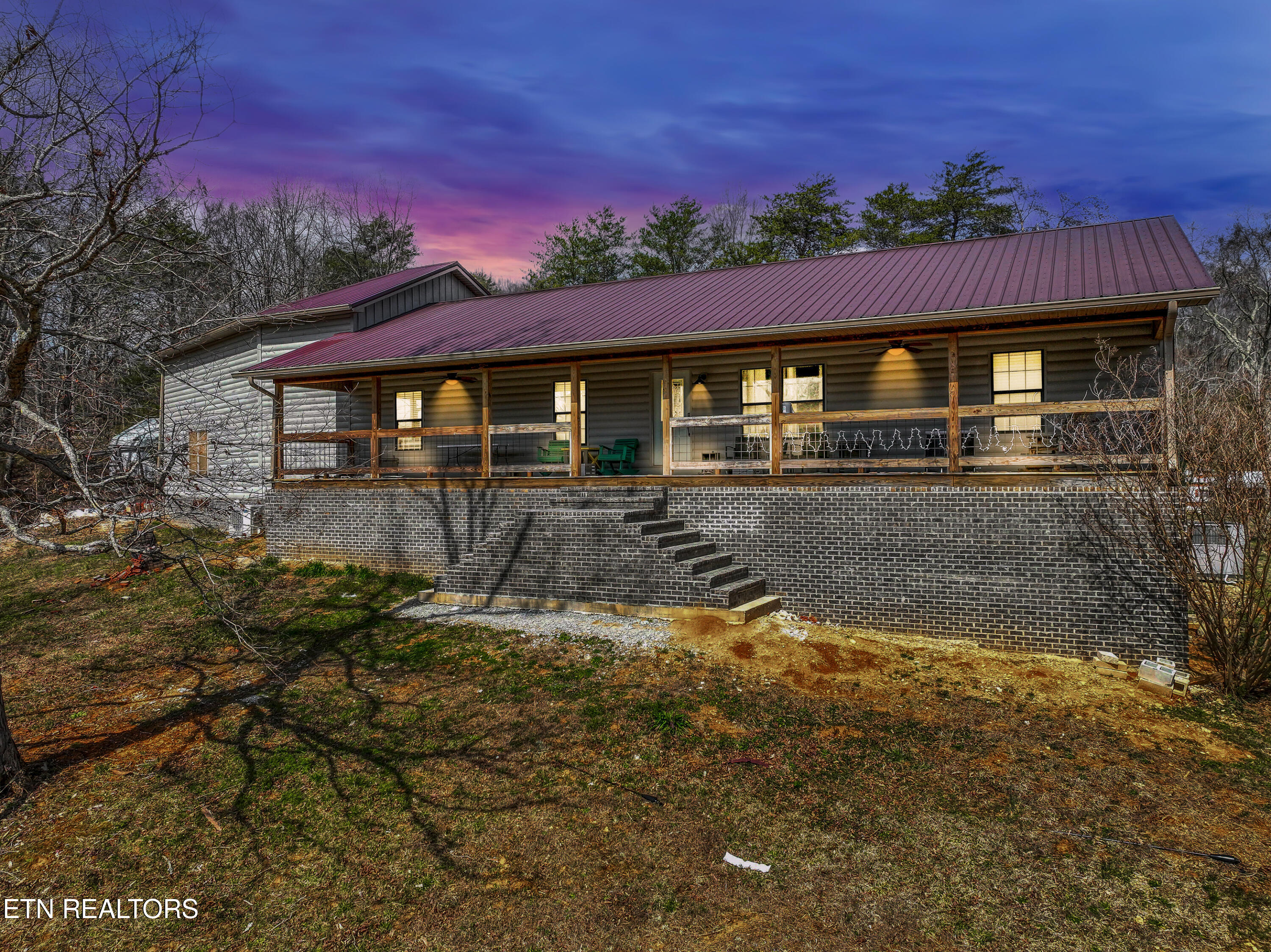 111 Loftis Hill Rd