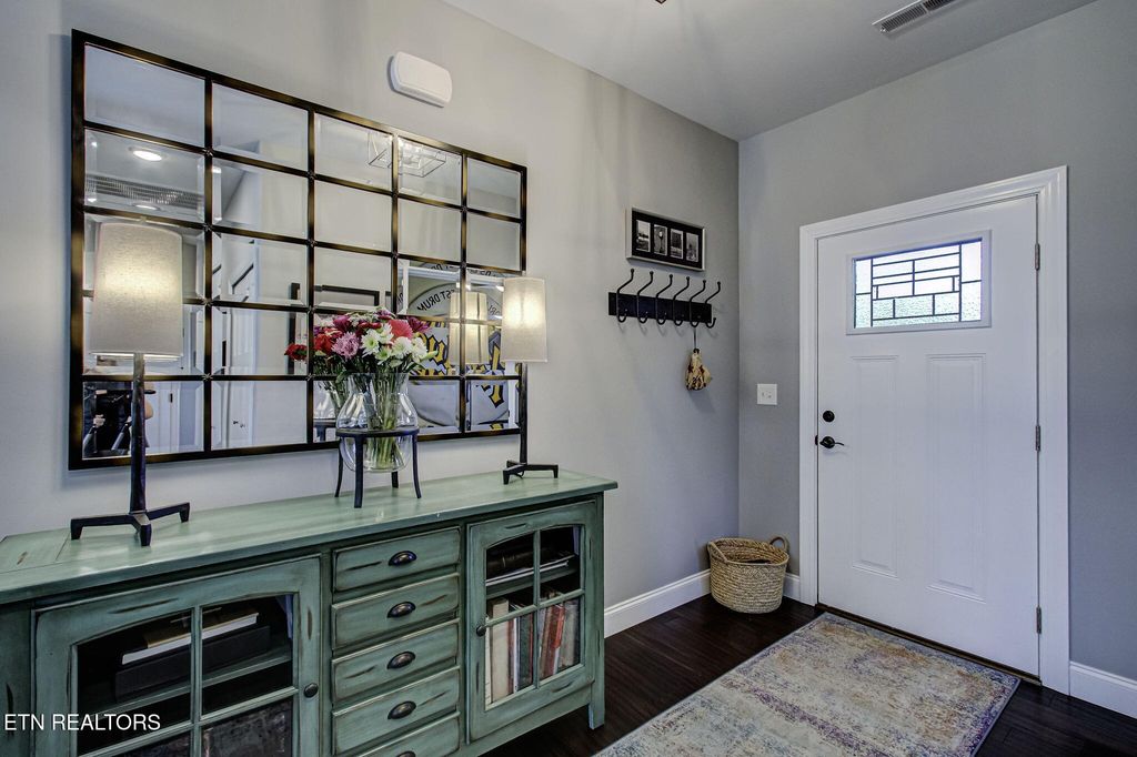 Photo of 116 Itawa Tr, Vonore, TN 37885 (MLS # 1292321)