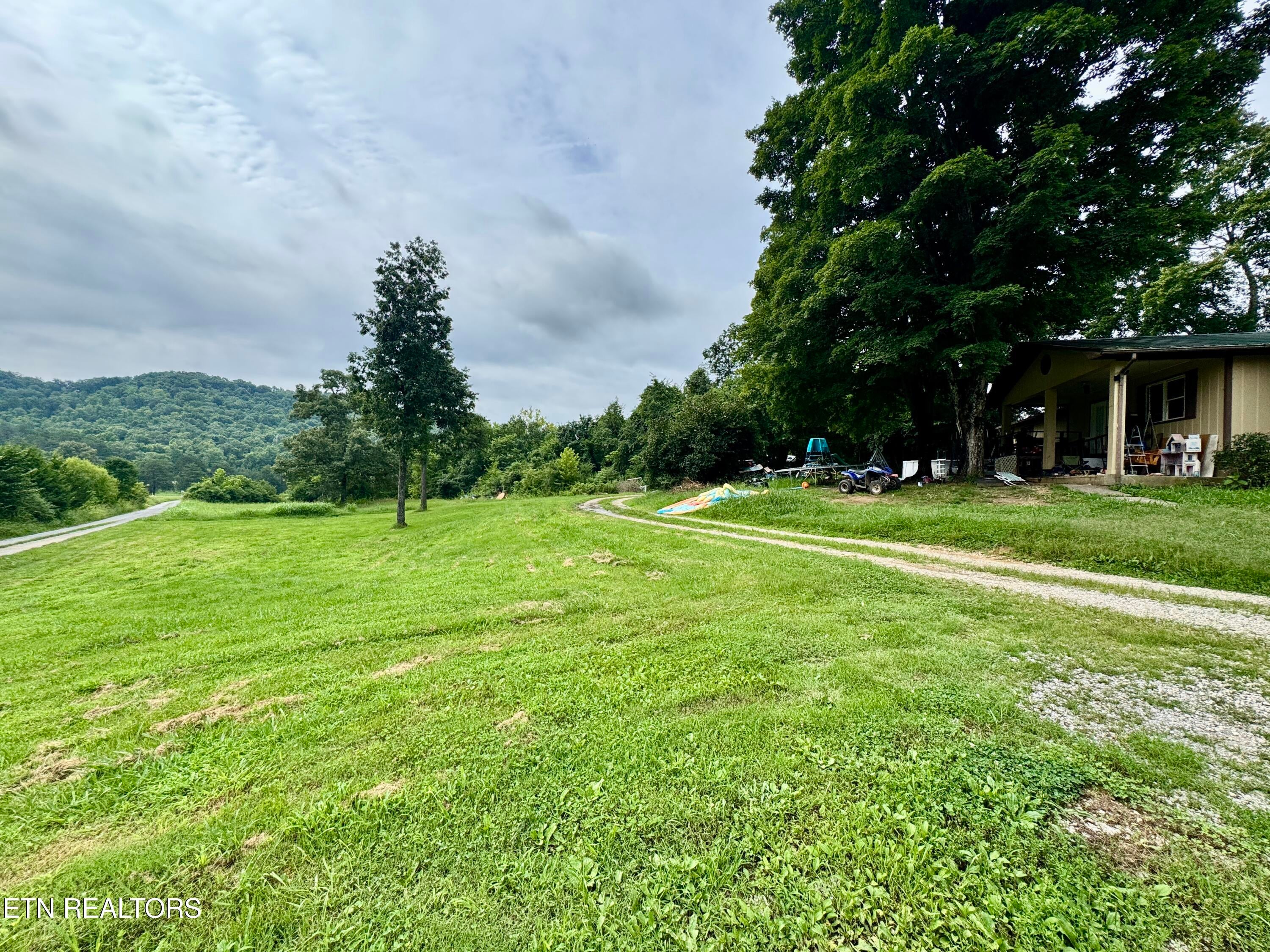 1717 W Raccoon Valley Drive