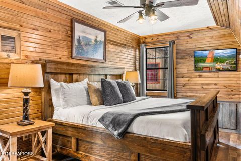 Tiny photo for 901 Sunrise Blvd, Sevierville, TN 37862 (MLS # 1327582)