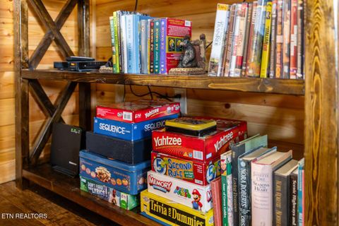 Tiny photo for 901 Sunrise Blvd, Sevierville, TN 37862 (MLS # 1327582)