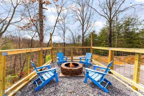 Tiny photo for 901 Sunrise Blvd, Sevierville, TN 37862 (MLS # 1327582)