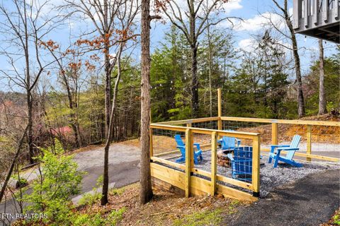 Tiny photo for 901 Sunrise Blvd, Sevierville, TN 37862 (MLS # 1327582)