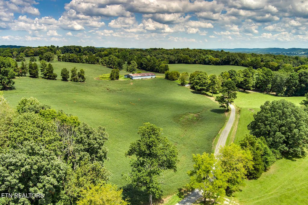 Photo of 275 County Road 323, Sweetwater, TN 37874 (MLS # 1292984)