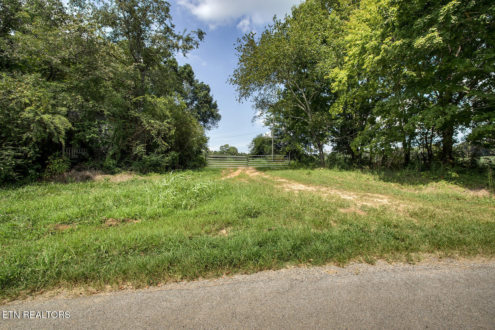 275 County Road 323