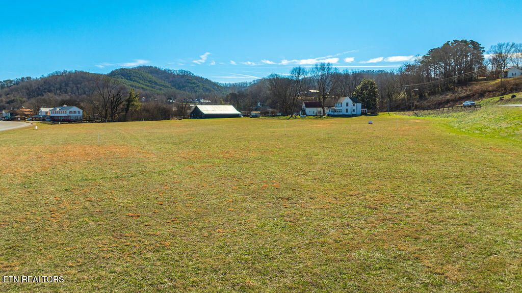Photo of 1 Cherohala Skwy, Tellico Plains, TN 37385 (MLS # 1327068)