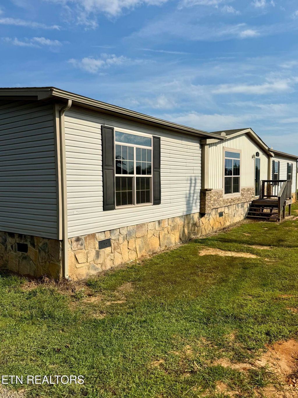 Photo of 1115 Oak Grove Rd, Madisonville, TN 37354 (MLS # 1315720)