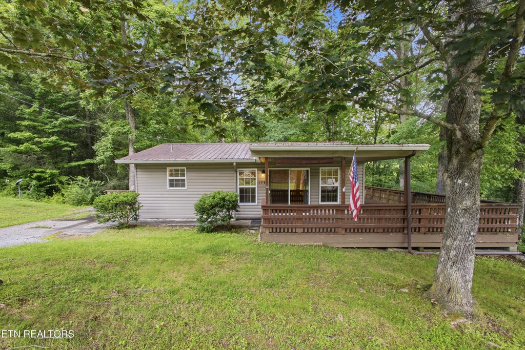 Photo of 578 Retreat Drive, Crossville, TN 38572 (MLS # 1347358)