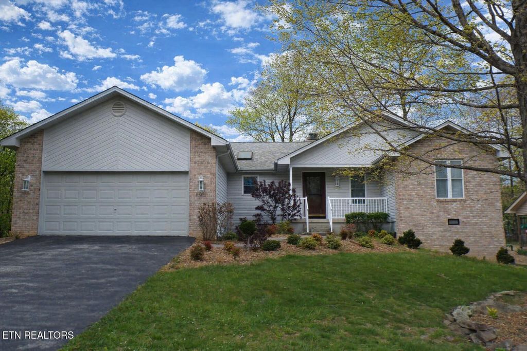 Photo of 161 Cromwell Lane, Crossville, TN 38558 (MLS # 1336828)