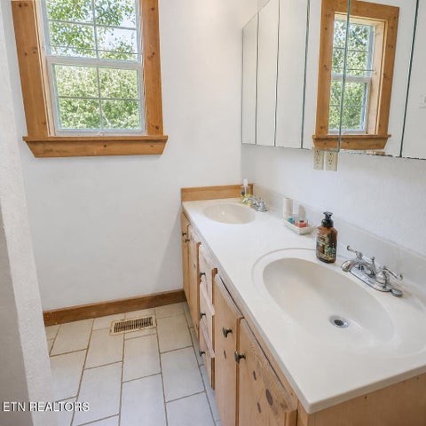 Tiny photo for 275 Spring Creek Rd, Delano, TN 37325 (MLS # 1359571)