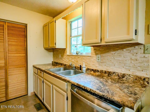 Tiny photo for 275 Spring Creek Rd, Delano, TN 37325 (MLS # 1359571)