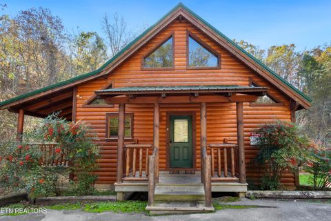 1323 Zachary Thomas Lane Sevierville TN 37876