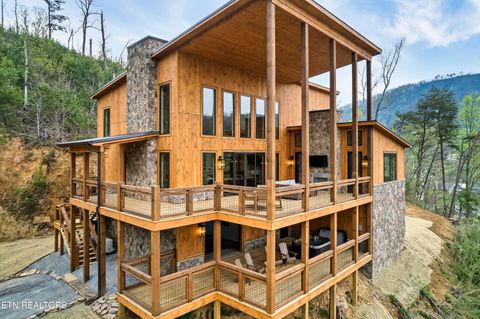 140 Water Tower Rd Gatlinburg TN 37738