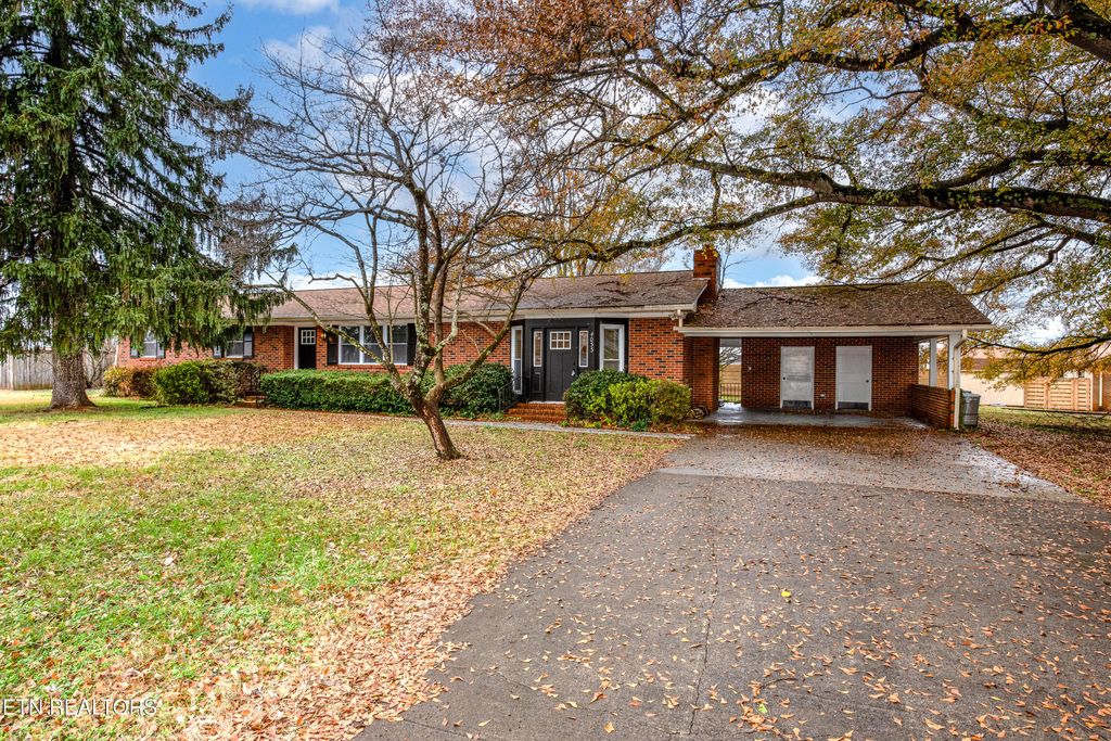 Photo of 4033 Kimsey St, Rockford, TN 37853 (MLS # 1285229)