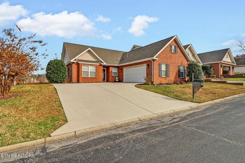 Photo of 7038 Winter Oaks Way, Knoxville, TN 37918 (MLS # 1322593)