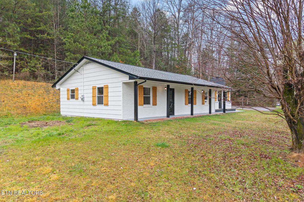 Photo of 144 Cagle Rd, Tellico Plains, TN 37385 (MLS # 1332351)