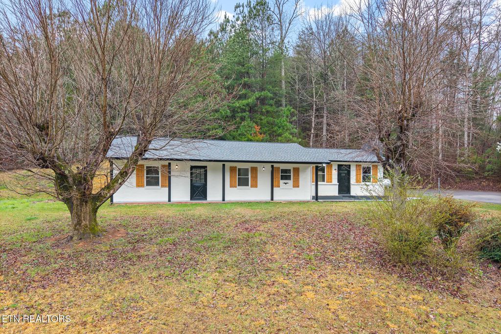 Photo of 144 Cagle Rd, Tellico Plains, TN 37385 (MLS # 1332351)