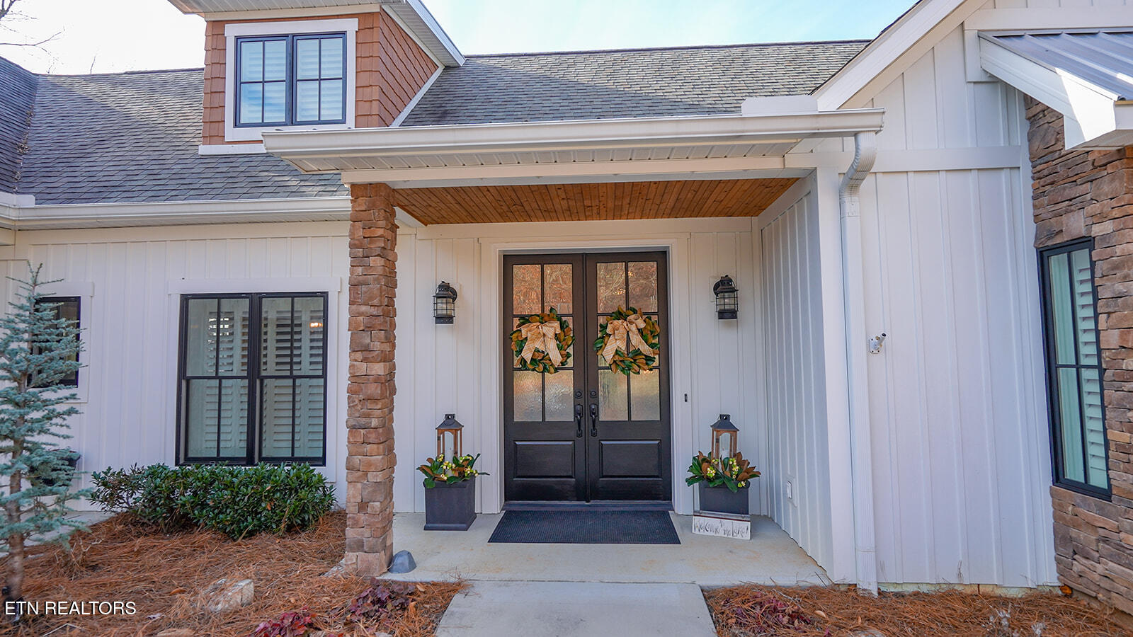 1349 Hickory Pointe Lane