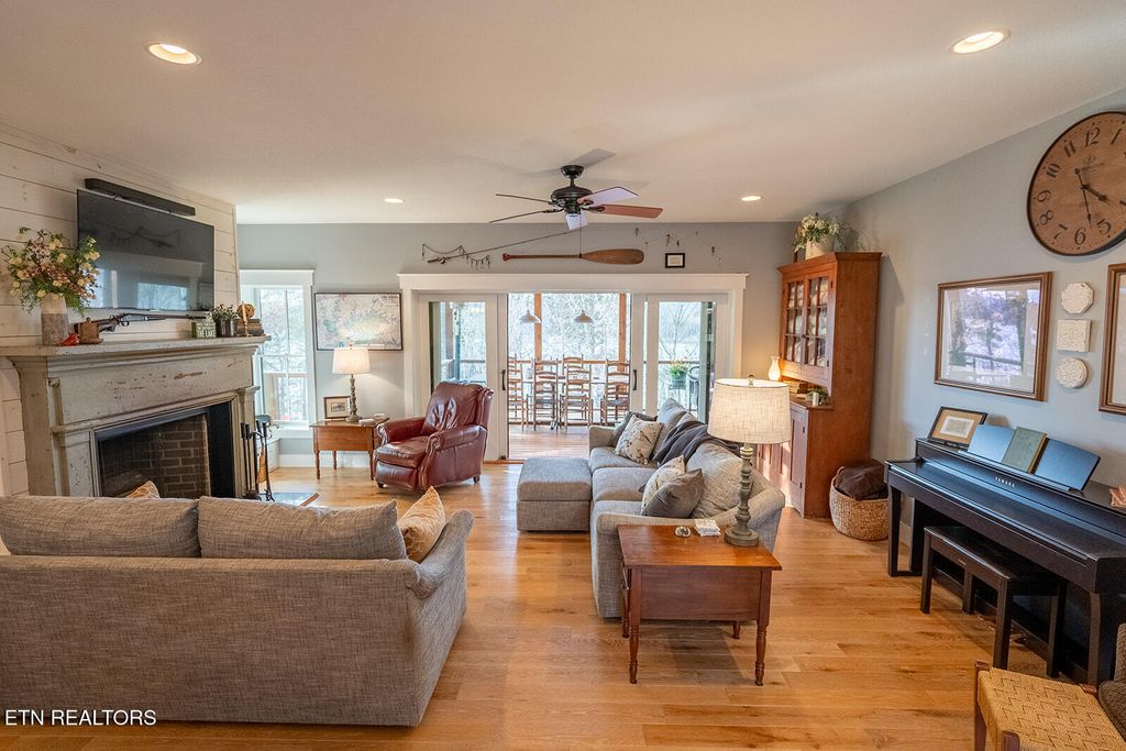 Photo of 1349 Hickory Pointe Lane, Maynardville, TN 37807 (MLS # 1328168)