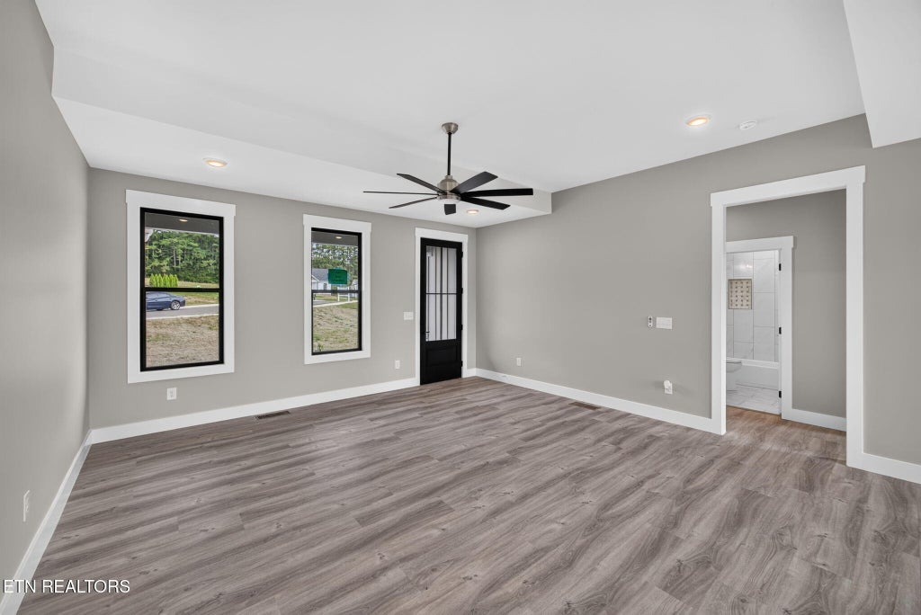 Photo of 2519 River Ranch Drive Dr, Cookeville, TN 38501 (MLS # 1355158)
