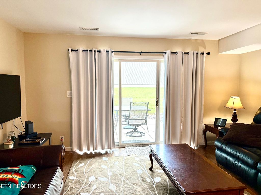 Photo of 22 Wilshire Heights Drive, Crossville, TN 38558 (MLS # 1302801)